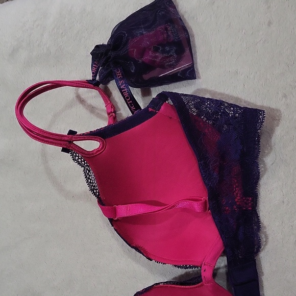 Victoria's Secret Sexy Little Things Bra - Picture 8 of 16